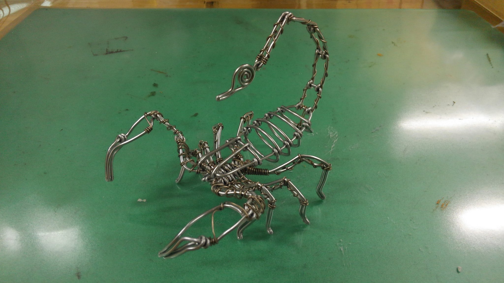 笹暮堂針金工房 11 23 水祝 アーティズム大阪 とゆう訳で実はサソリとゆう茶番 針金細工 ワイヤークラフト ワイヤーアート サソリ 虫 変形 T Co Cs3y7xfm3w Twitter