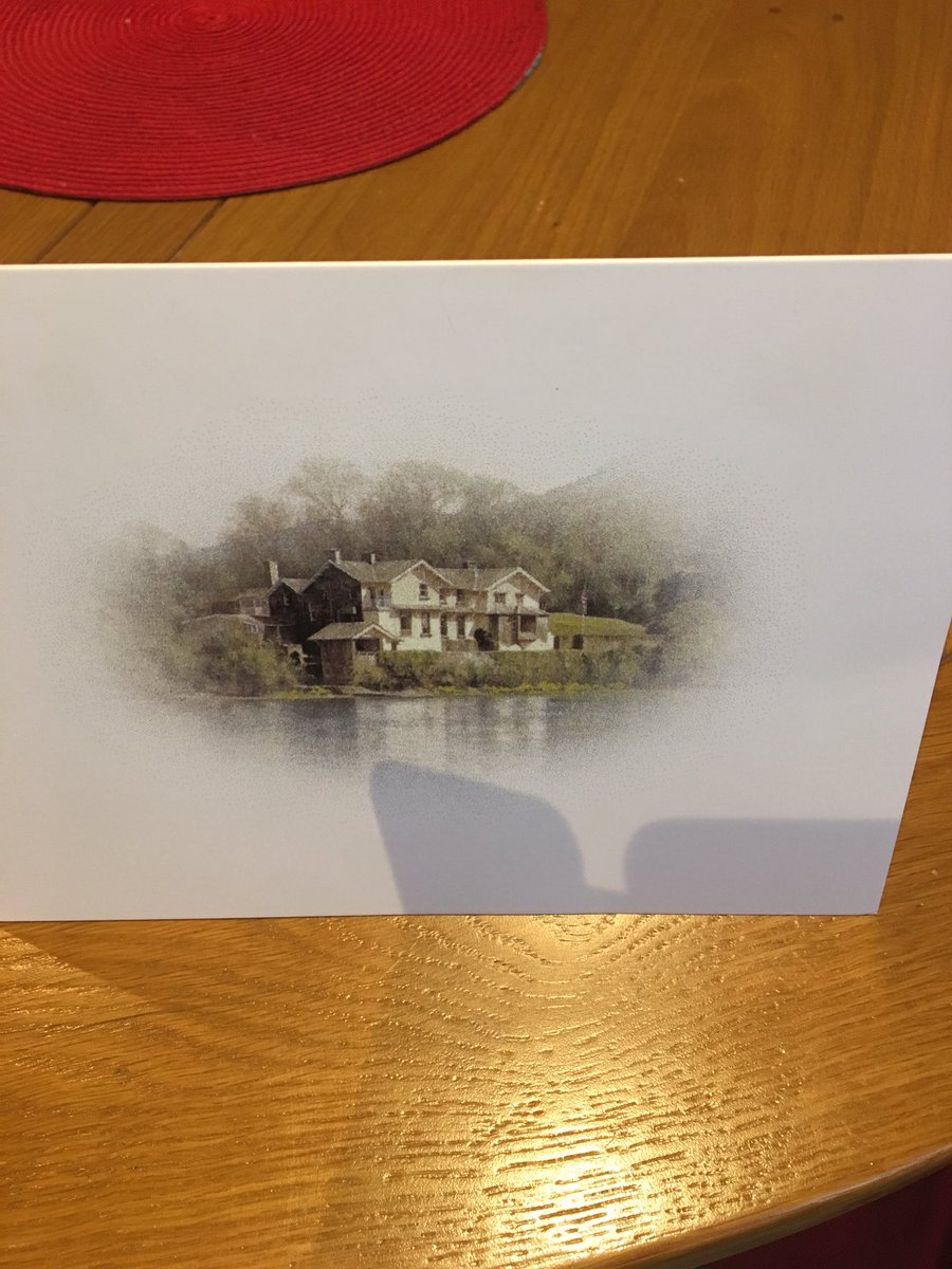 Is the luckiest head teacher in the world 😂😘