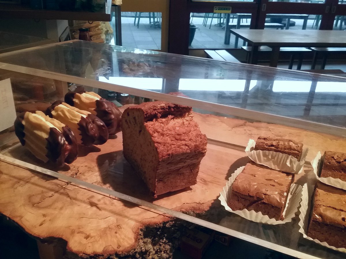 Bit of a soggy day today #Bristol so why not treat yourself in our #deli <a href="/BordeauxQuay/">BordeauxQuay</a>  to something #fresh &amp; tasty to brighten your spirits