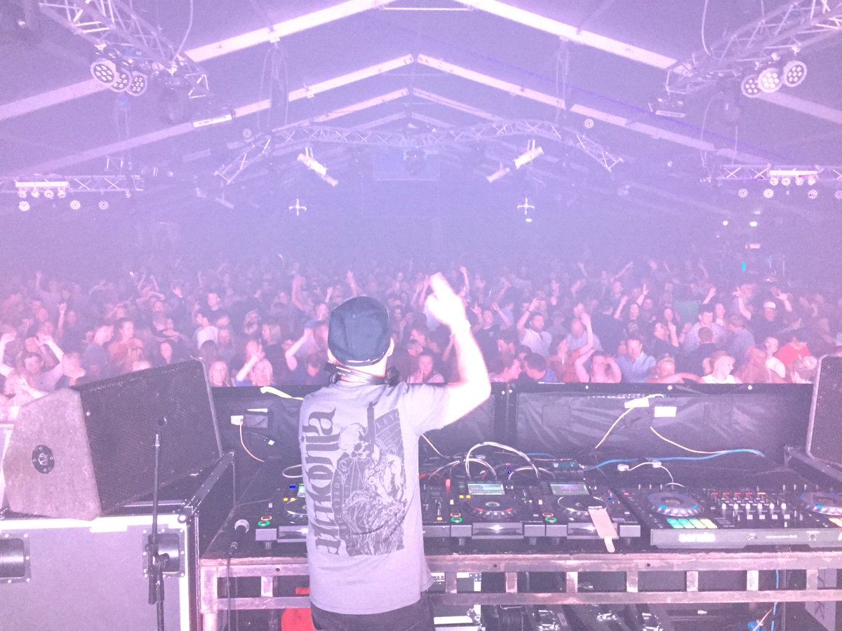 This Friday catch me at @BedfordConcerts #Bedford Park
Saturday <a href="/towerarena/">Tower Arena</a> #GreatYarmouth
Monday <a href="/esparadisibz/">Es Paradis Ibiza</a> #Ibiza