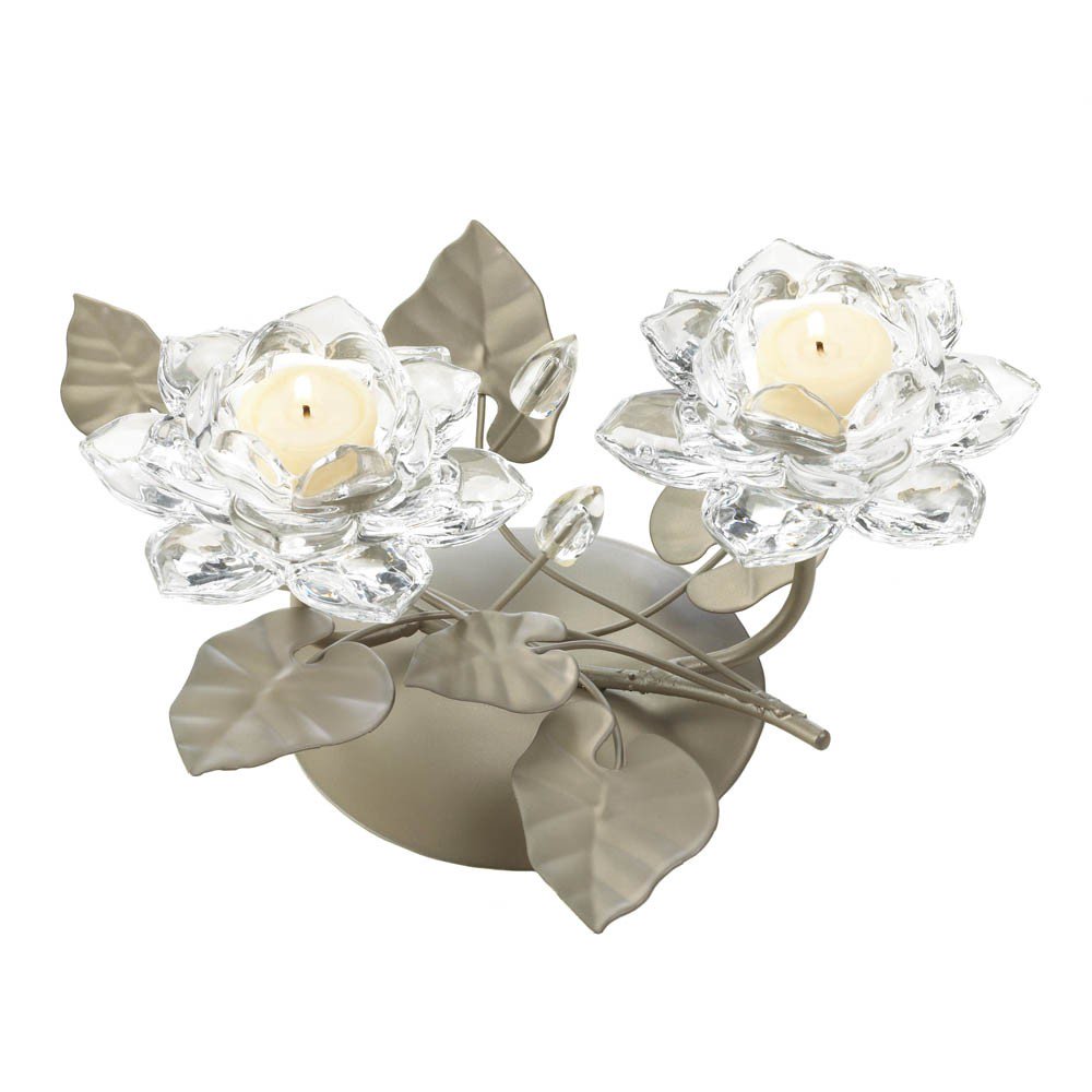 lightingideas1's tweet photo. Crystal Flower Centerpiece Candleholder
See; https://t.co/vYGytqHasN
#CANDLES #CANDLEHOLDERS #CHANDELIERS
#FLOOR_LAMPS #TABLE_LAMPS #lightup https://t.co/BsCo8UGnN4