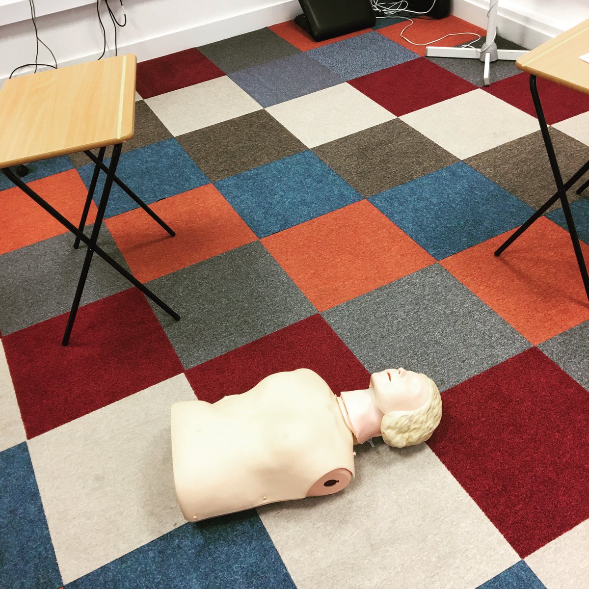 jcaccess2's tweet image. Re fresh on the first aid course, highlight of my day #JCAccessSolutions #ropeaccess #FirstAid