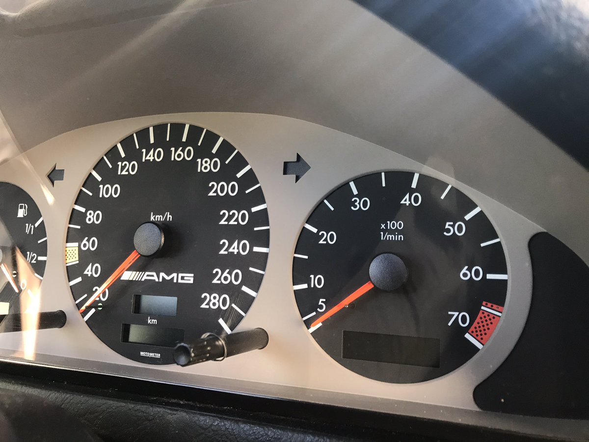 Pequeñas mejoras con el cuadro AMG... trabajillos de una mañana de vacaciones!