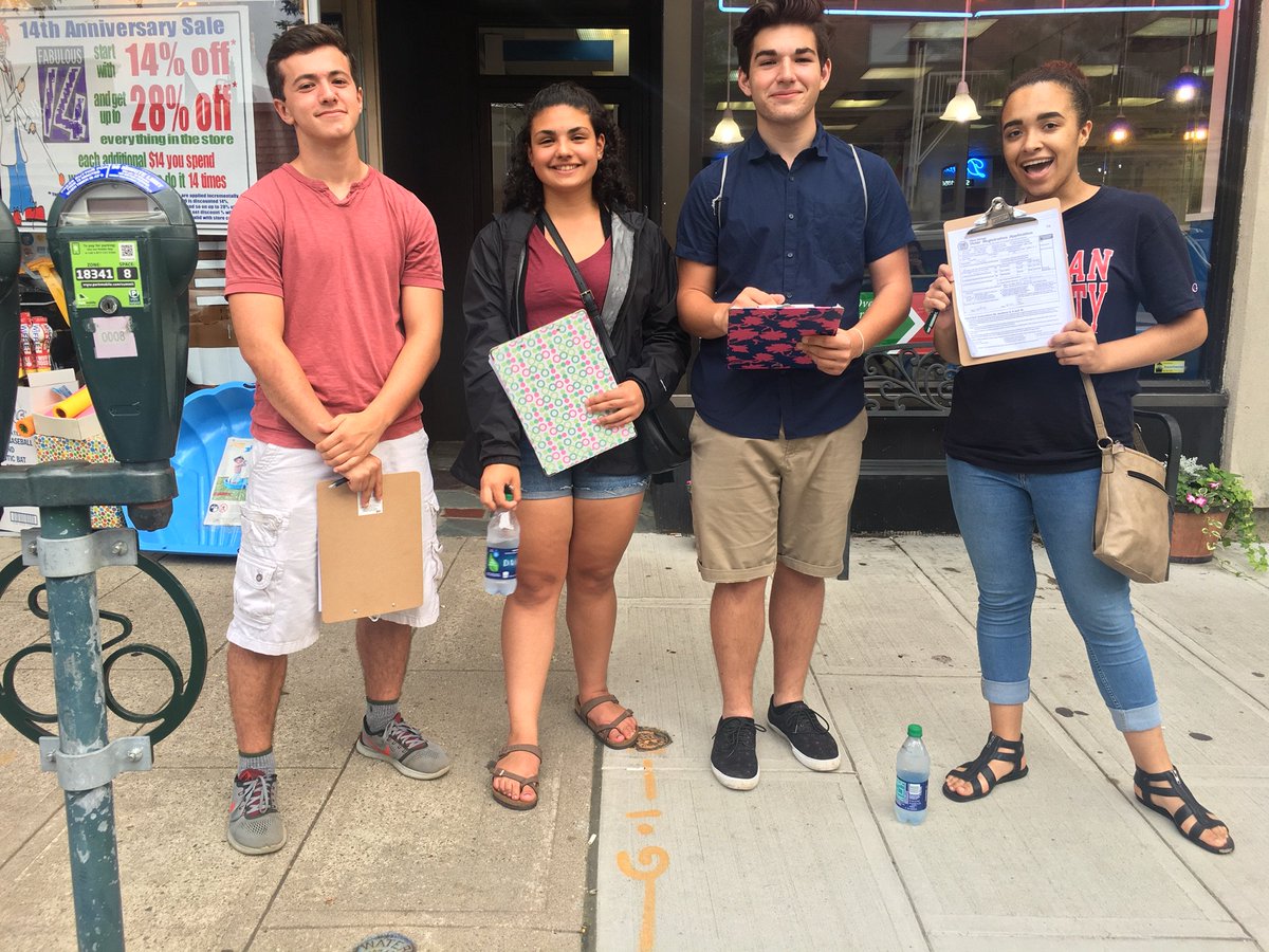 ParanoLLC's tweet image. Our passionate volunteers are on the front lines every day, fighting for progressive causes and candidates. Join our team today!