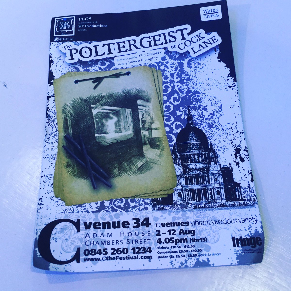 munchkindamo's tweet image. And now it's time for Edinburgh show #3 and world premiere #2 of the day to open.... @plosfringe - it's time to go!