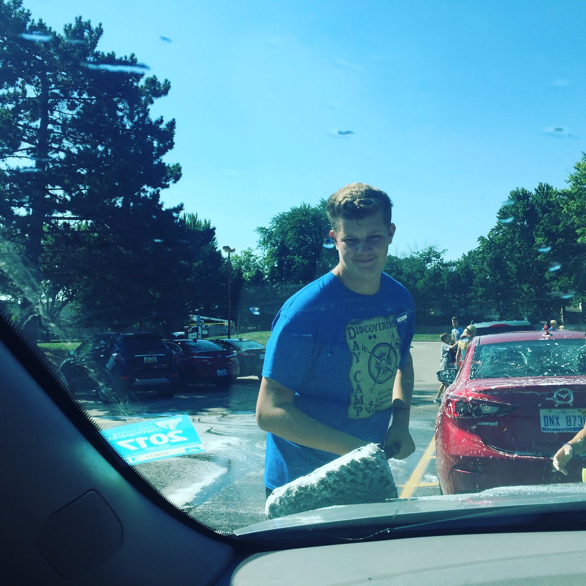 blocht574's tweet image. Griffin hard at work #carwash #summerlearningfun #clintontownship Day Camp volunteer #miched