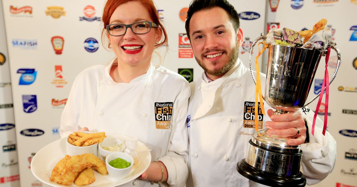 ILoveGlosUK's tweet photo. Simpson's Fish and Chips is set to open VERY soon in Stroud It's almost ready https://t.co/U2B4Amzqbk https://t.co/8rXiPBwYrl