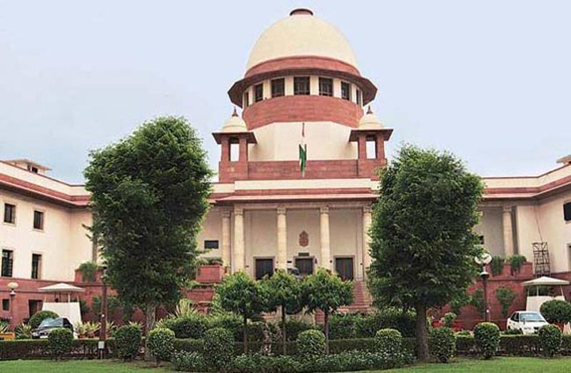 aajtak's tweet photo. 'राइट टू प्राइवेसी' मौलिक अधिकार है या नहीं? SC में फैसला सुरक्षित
https://t.co/c7cU7o4BOn https://t.co/3pceH7RIgh