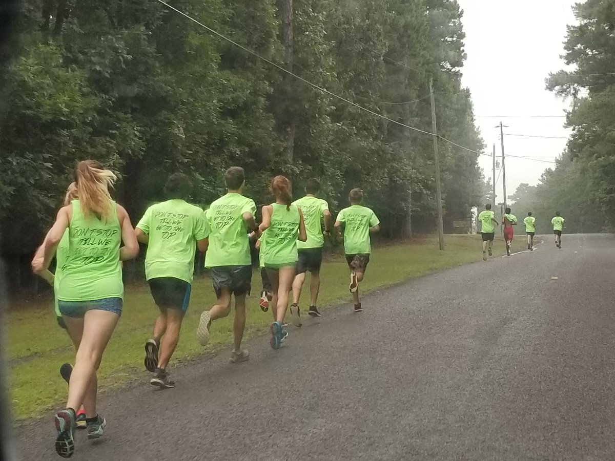 VBHSXCTRACK's tweet photo. Run is done on top of Mt Nebo #workout4 #5miler https://t.co/m6iQeDDma0