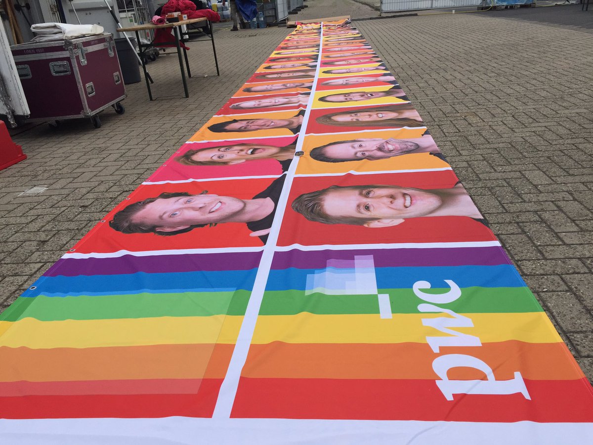erikpoolman's tweet photo. Time to count down. Prep is up and running for #agp17 #pwcboot #bemyselfatwork https://t.co/PhOqjkVh3K