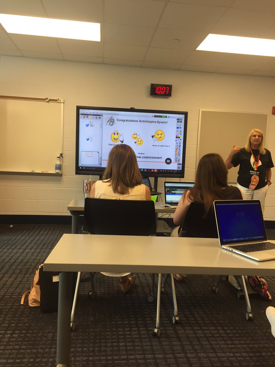 vhecsullivan's tweet photo. Learning about class flow and how to use classflow desktop #prometheansummitAL  #classflow @pennyizquierdo https://t.co/7J31IhyX7k