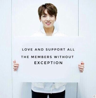 kavyabangtan's tweet photo. Saw these photos here #hobiwemissyou #VLIVE #BTS #ARMYs #Westan7 #loveALLmembers #JIN #SUGA #JHOPE #RAPMONSTER #JIMIN #V #JUNGKOOK @BTS_twt https://t.co/fM0DcCuNeR
