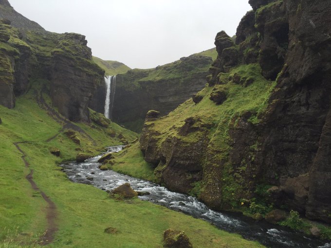 My favourite waterfall by far. https://t.co/C8R0RCGH54