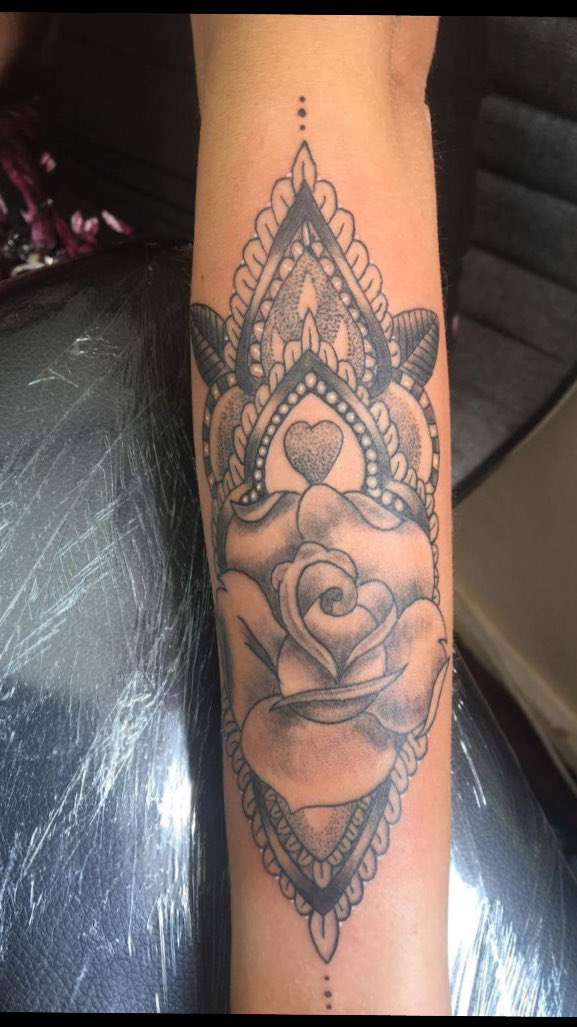 tattoosbylyns's tweet photo. Pretty 😍💃🏼 #tattoo #girlytattoo https://t.co/OK1sLHRaCZ