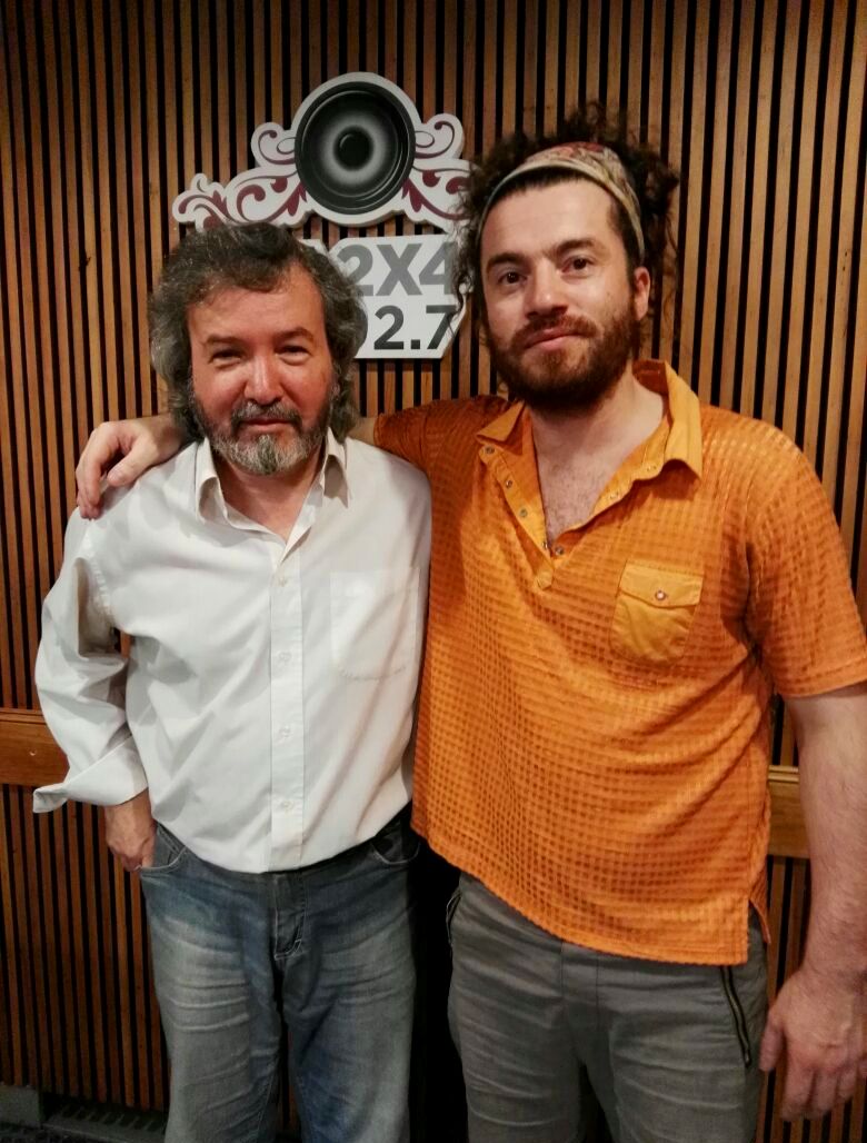 luistarantino's tweet photo. Hoy en #ElArranque de @la2x4 9 a 12 am @deRadios #LeonelGasso @anibaltroilo @Musica_BA @FestivalesGCBA @DisfrutemosBA @TodoTangoWeb https://t.co/d5zdB1lL6D