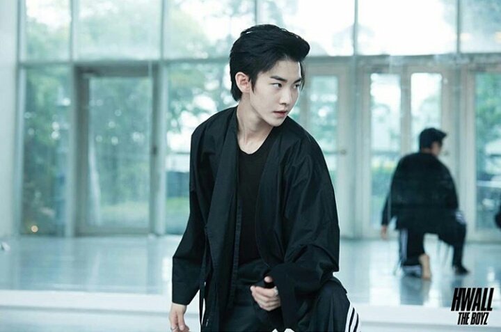 309hwall's tweet photo. [PIC] Hwall for Profile Film Sketch ❤❤
-
#Crekerz #THE_BOYZ #THEBOYZ #Hyunjoon #Hwall #허현준 #활 https://t.co/63IgguWkKK