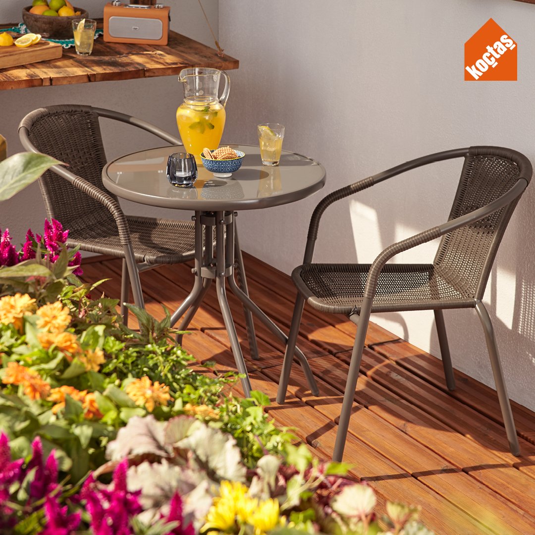 Koctas's tweet photo. Bari bistro set ile küçük alanlarınıza büyük tarz getirin. Üstelik #DevSezonFinali indirimiyle 3'lü set sadece 289,90 TL! https://t.co/6B001nUZsX