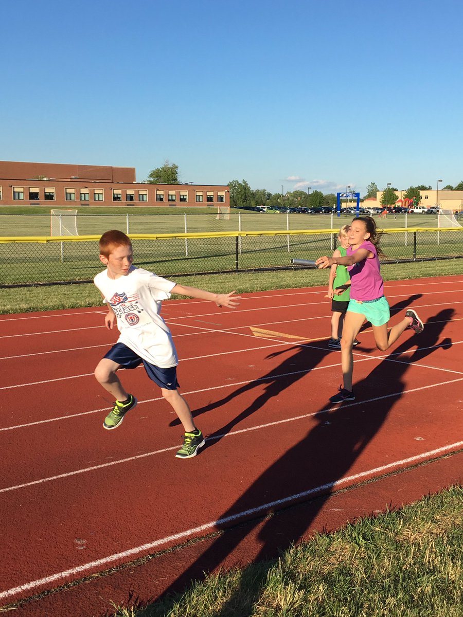 Lakeeffecttrack's tweet image. Our season is ending this week after a summer of hard work, dedication, great performance improvements from our athletes, and a lot of fun.