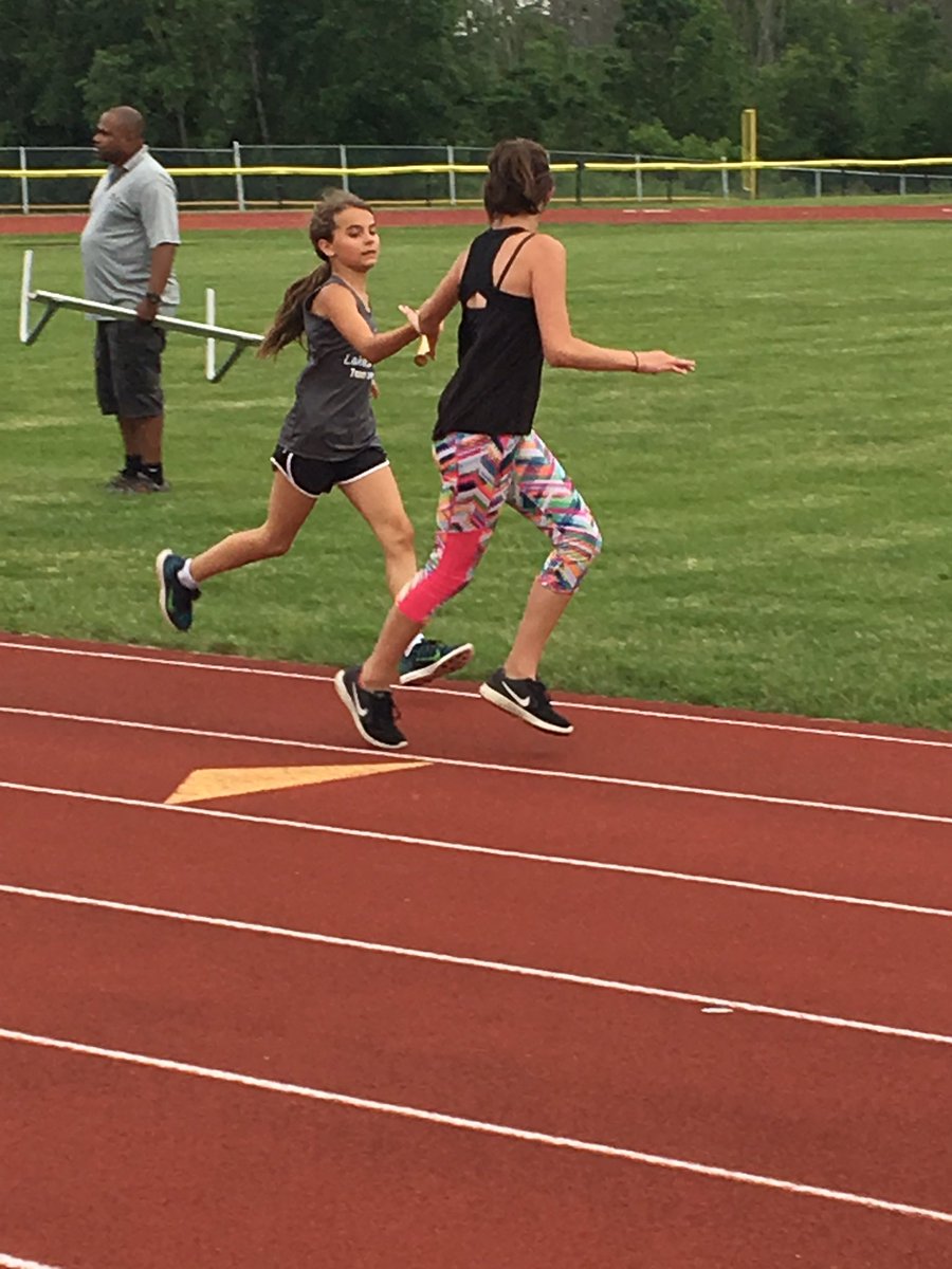 Lakeeffecttrack's tweet image. More pictures capturing Lake Effect athletes inaction during the 2017 season.