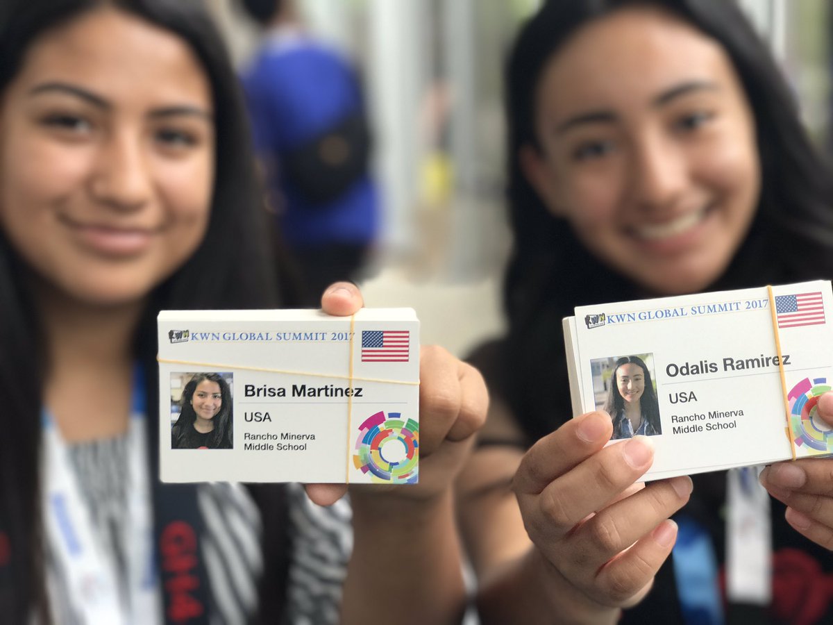BethDuncan's tweet photo. @panasonic  #KWNGlobalSummit opening ceremonies included exchanging business cards with other countries! #TeamUSA @RanchoMinerva #rmmsfam https://t.co/2rYHSa9Exx