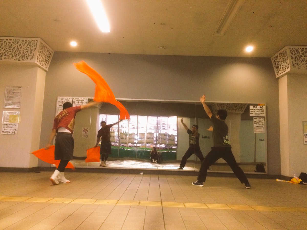 ki__ri's tweet photo. 信衆東京支部、今日も元気にやってます https://t.co/9WfmODpjBI