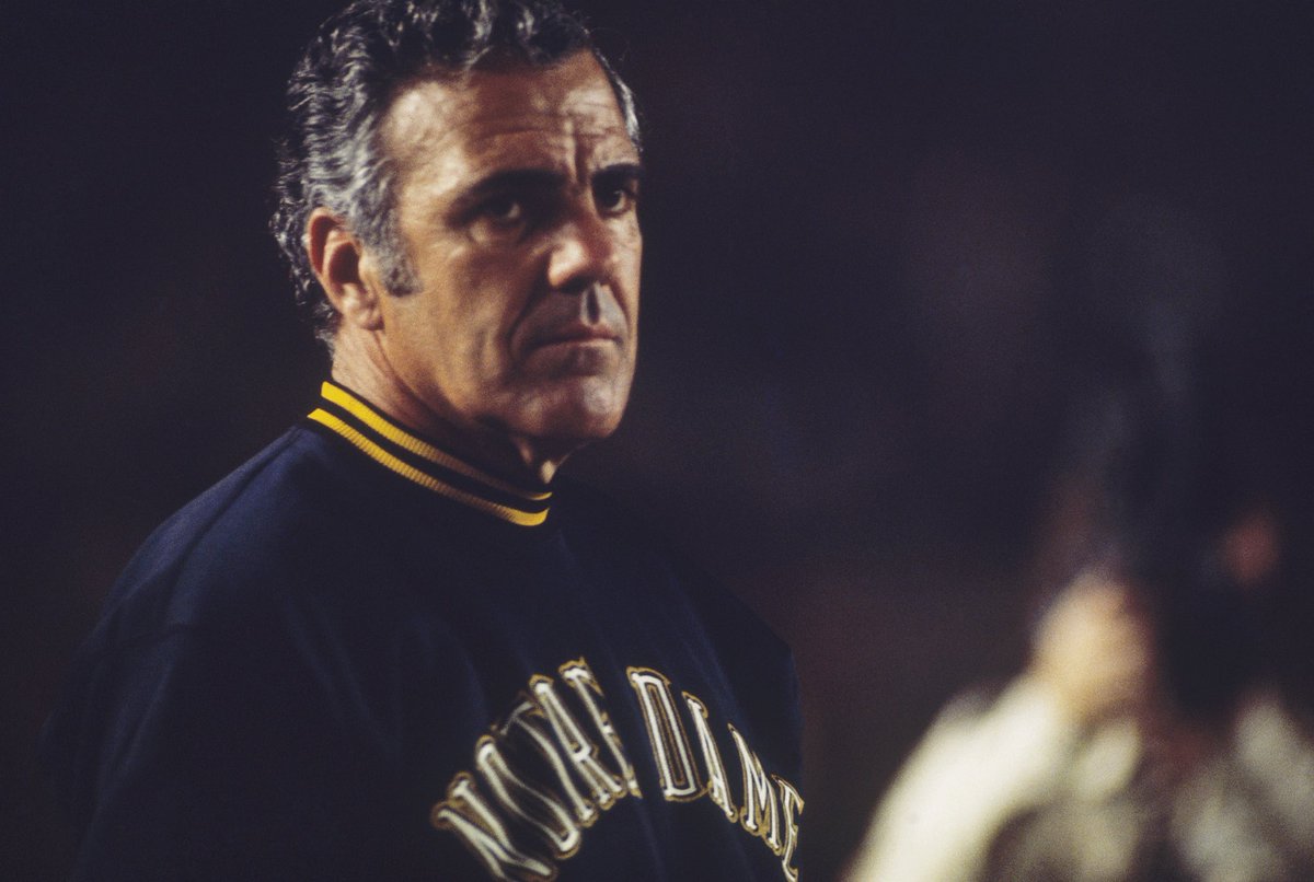 NotreDame's tweet photo. Our prayers are with former coach Ara Parseghian who passed away at age 94. 

May he Rest In Peace. 

https://t.co/82OX1JOx7u https://t.co/hsCAA4c92V