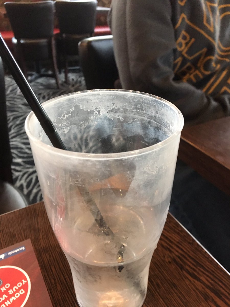 TarnyaCuff's tweet photo. @MingMoonWolves waiter shrugged this off saying it was clean and acceptable to serve these to your customers tables. https://t.co/IfDvhZNHlT