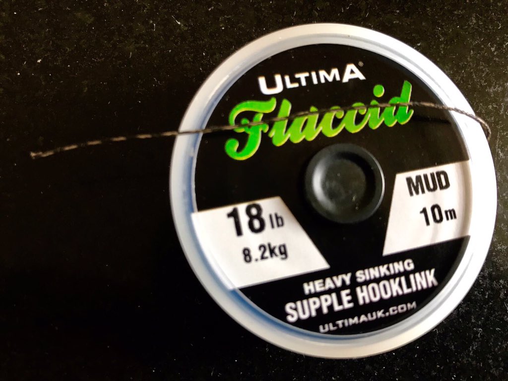 UltimaCarp's tweet image. With a 14 inch 25lb #flaccid hook length snowman #rig ultimauk.com #carpfishing