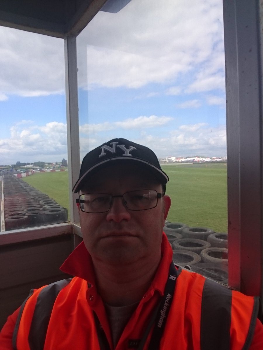 bunker_monkey's tweet photo. Sunday seflie #btcc taken after a days racing #offpost https://t.co/6ksXziM7S4