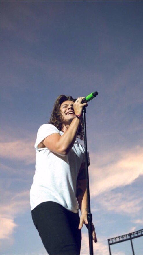 malumaexplicit's tweet image. i miss 1d tour #MTVHottest Harry Styles