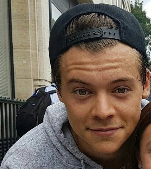 MyBabyKiwii's tweet image. I'm okay 

#MTVHottest Harry Styles