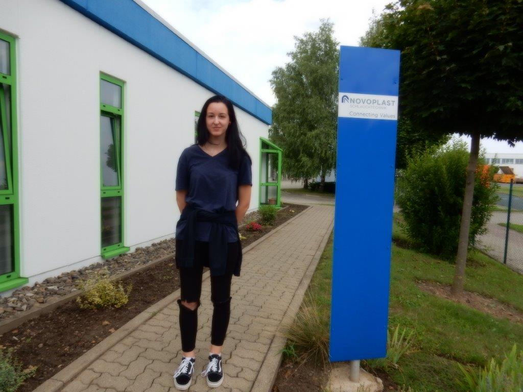 MasterflexGroup's tweet photo. Karrierestart bei der #MasterflexGroup! Wir begrüßen unsere neuen Azubis! Herzlich Willkommen!! https://t.co/kiYTuSfP5y