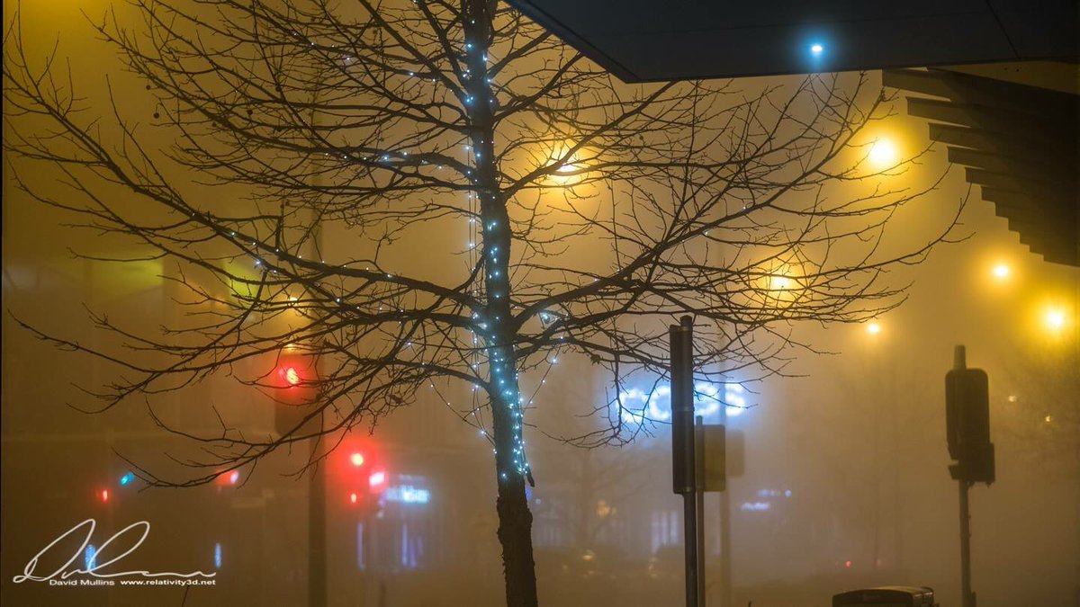 WelcometoPC's tweet image. Fog in Point Cook today. Stunning photos by David Mullins. #foggy #pointcook #melbweather #dawn #coles #stockland #coffee #eerie