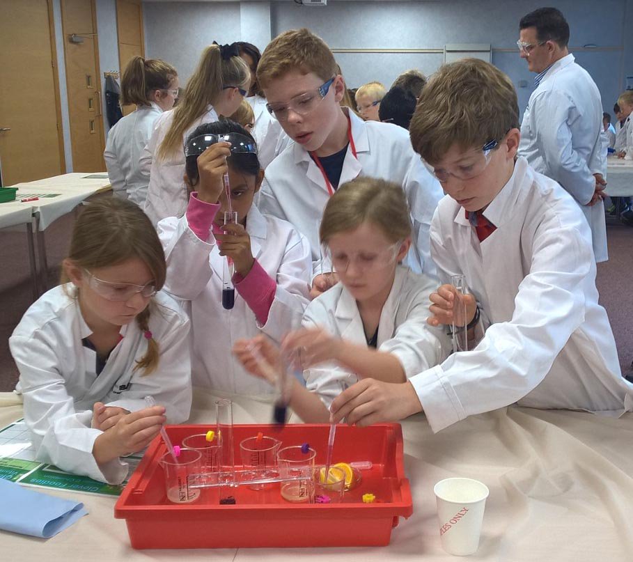 Today was #Bringyourchildtoworkday <a href="/BASF/">BASF</a> Cheadle.  Young scientists took part in lots of fun experiments #wecreatechemistry #Science