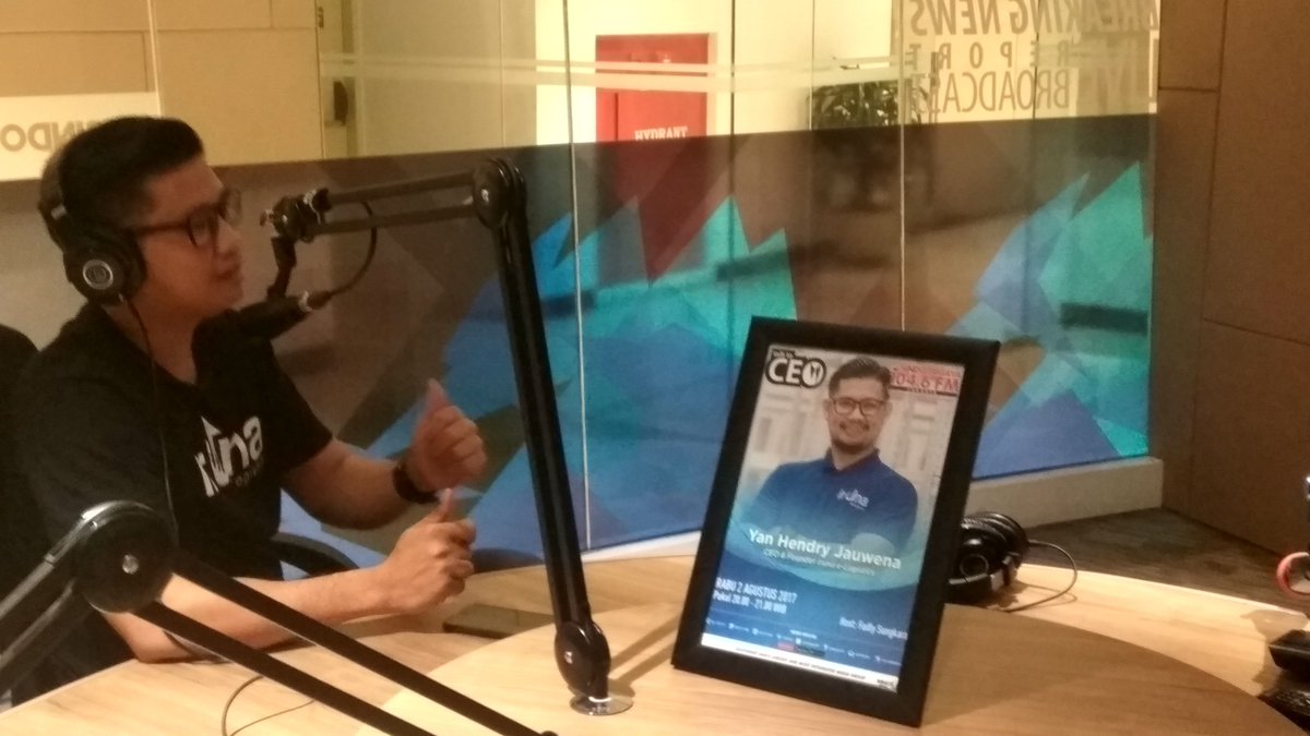 mnctrijaya's tweet photo. Gabung Interaktif #TalkToCEO :
Sms/WA ke 0812.111.1046 atau
Mention twitter @SindotrijayaFM
cc @Iruna_Elog https://t.co/BQg7j4Z95l