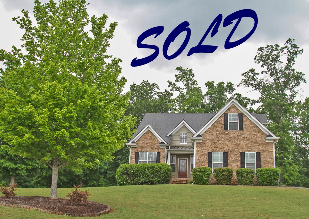 erin_groover's tweet photo. It's never too late to say THANK YOU! Especially to repeat clients. Listed &amp; Sold @ $275k. I am so grateful for your loyalty and trust! https://t.co/d0xoTMA6Xj