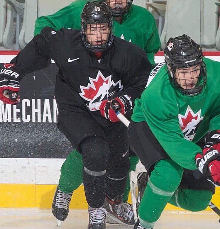 duber72_'s tweet photo. Thank's @HockeyCanada_fr for a unforgettable experience! 🇨🇦 https://t.co/FMSFtsmKMD
