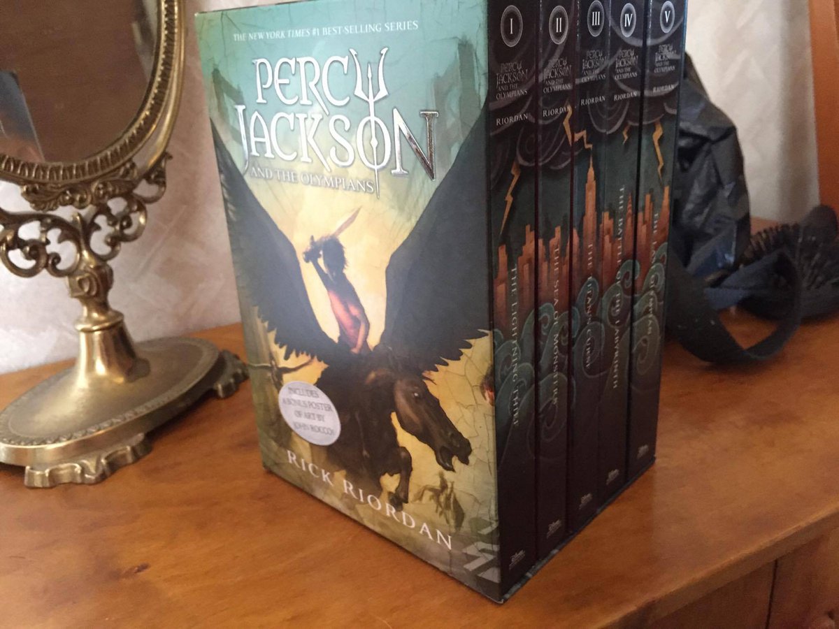 AngieMonkei's tweet photo. Favorite books by favorite author #PercyJackson #percyjacksonandtheolympians https://t.co/Qk46o4IhIW