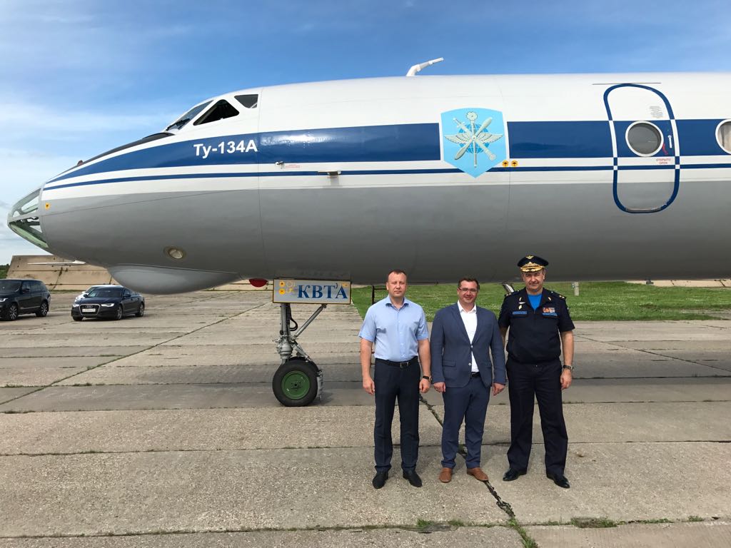 Командующий Военно-транспортной авиацией ВВС России Владимир Бенедиктов спец.прибыл в Иваново, чтобы обсудить подготовку к #ОткрытоеНебо2017