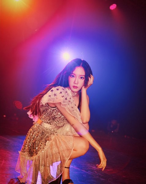 PARTYT9ME's tweet photo. [#TYIG] "🎆2017.8.4 #gg #holidaynight #10thanniversary #taeyeon" https://t.co/37F0oGaasj