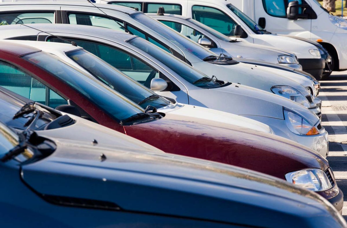 DeVilleAutoBody's tweet photo. The type of car you buy can make a big difference in your insurance premiums https://t.co/ckKFAdS2oW #AutoBodyRepairStatenIsland #AutoBody https://t.co/evcdHeZPKE