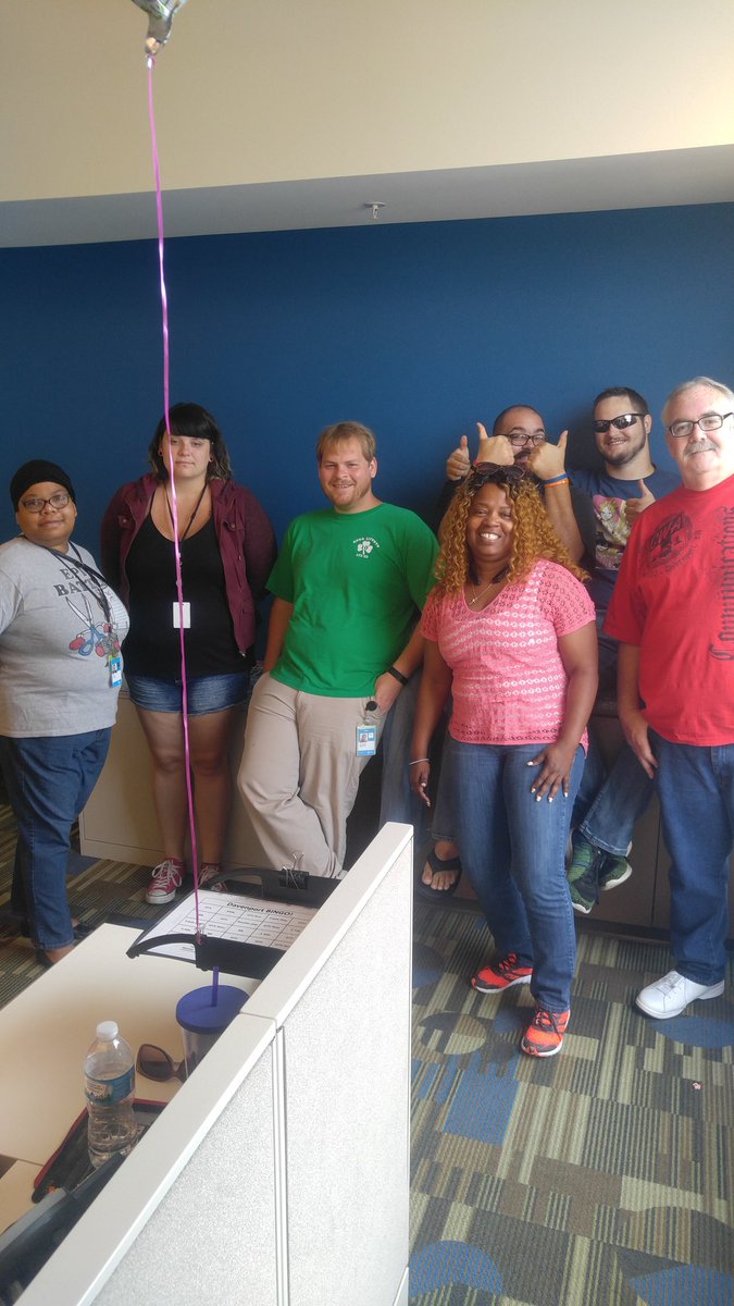 OHaverCody's tweet photo. Team O'Haver came through with 7 DTV, 21 AAL, 5BB, 1DTV Now Great Way to start the Month! @Christybarker17 @ATTDavenportIA https://t.co/dk49KVJRU8