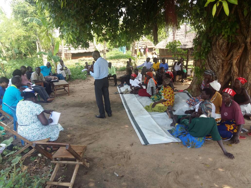 #GOU works: Ministry of Water and Environment team Senstizing the community in Nebbi district .<a href="/JEyatu/">Joseph eyatu</a> <a href="/AlfredOkidi/">Alfred Okidi</a> <a href="/nwscug/">NWSC 🇺🇬</a> <a href="/dwrmug/">DWRM Uganda</a>