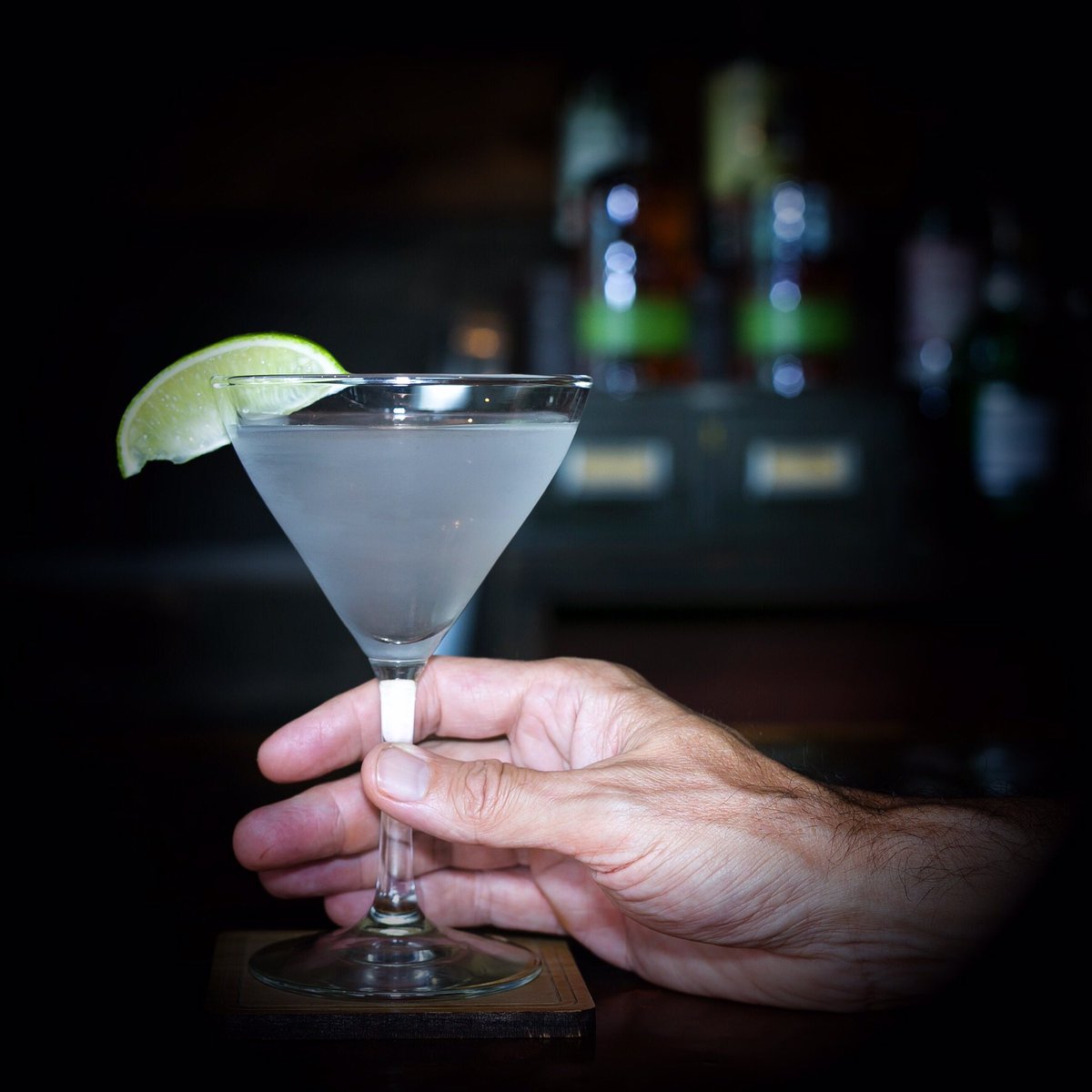 GrowlColumbus's tweet photo. Having trouble making it through hump day? We just might be able to help the day end on a positive note. #drinkupcolumbus #clintonville https://t.co/5W6rPaG3Lo