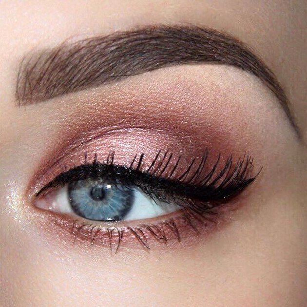 How gorgeous do our Lainey Lashes look here? Thank you <a href="/brookesimonsmua/">Brooke Simons MUA</a> for this picture!

goo.gl/RJHZSW