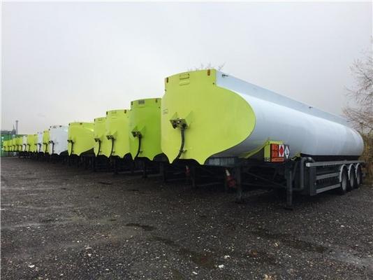 rtn_ltd's tweet photo. CHOICE OF HEIL TRAILERS 2003-2006 https://t.co/VqmLIhT7ap https://t.co/slaInckkhl