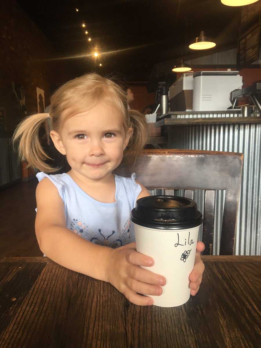 EmRosePhoto's tweet photo. My cute coffee date! 👧🏼☕️ https://t.co/8ep2NqG9HE