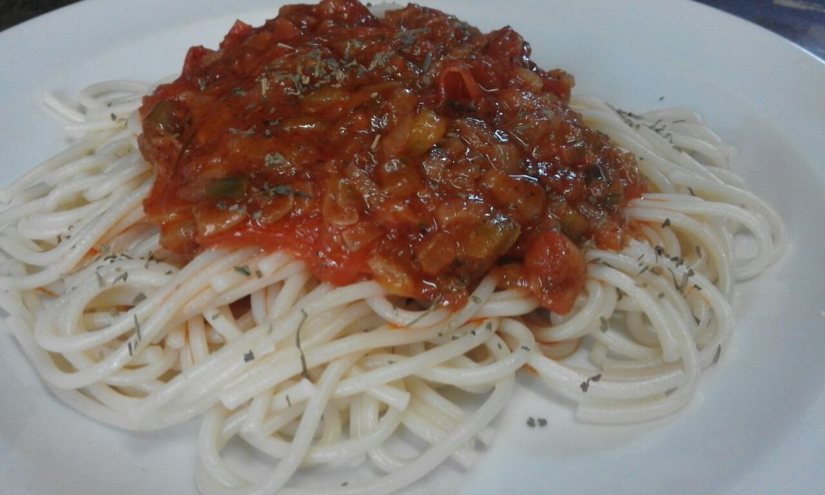 3AngelsProject's tweet image. Free Cooking and Baking Workshops provided by the Pieter Kruger Foundation team to the community from Katlehong, Gauteng. Team PKF