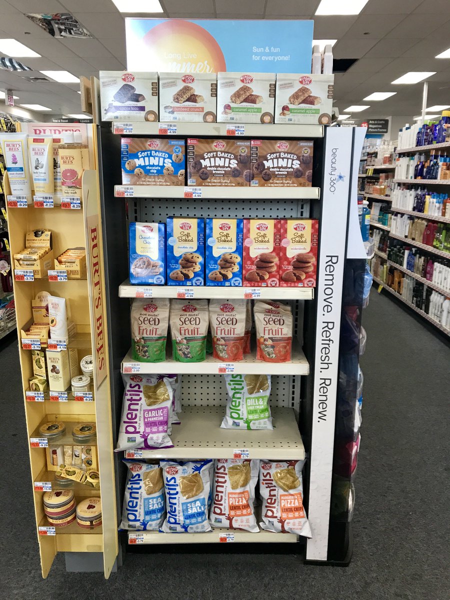 enjoylifefoods's tweet photo. Our #allergyfriendly snacks may be at a @cvspharmacy near you! Check our Store Locator: https://t.co/IIQJOtDFdt https://t.co/XXoKsWGOSe