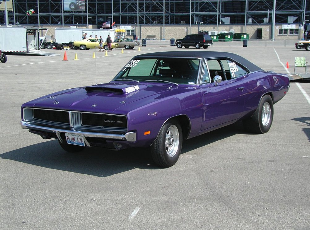 LegendaryAutoIn's tweet photo. They say purple is the #colorofroyalty. Do you agree? #DodgeCharger #69Charger https://t.co/k0NLP3TStJ https://t.co/3nsNLg1Pzh